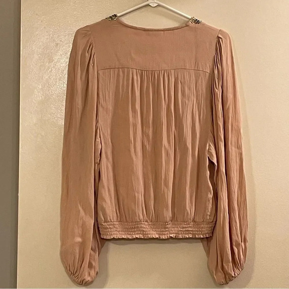 MAEVE by ANTHROPOLOGIE Kristie Sequined Peasant Blouse in Peach - Picture 5 of 9